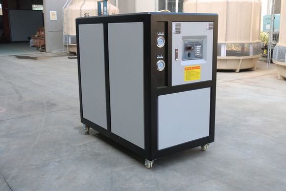 Bom preço Congelador de Resfriamento Direto com Água e Refrigerante R22, Capacidade de Resfriamento de 35,8 KW e Potência de Entrada 3PH-380V/50HZ para Linha de Anodização On-line