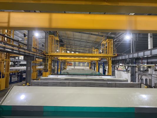 Linha de anodização de produção industrial com diminuição do valor de Ph 0,2-0,3/ vezes e mais