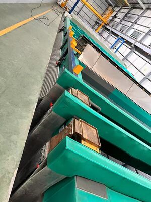 Bom preço Linha de Anodização Horizontal 750T/M com Comprimento Máximo de Perfil de 6500mm e Espessura de Filme de 10-12µm on-line