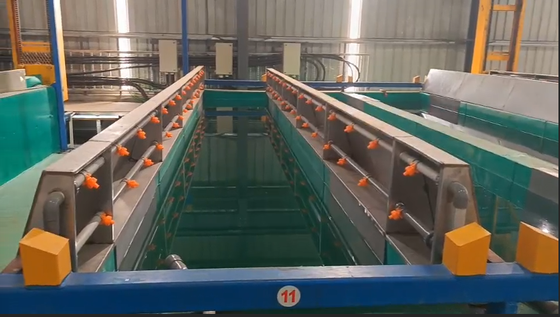 Bom preço Linha Automática de Anodização de Alumínio para Tratamento de Superfície Preciso e Acabamento de Cor Consistente com Operação Totalmente Automática On-line